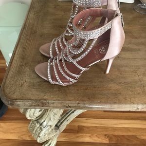 Vince Camuto evening shoes